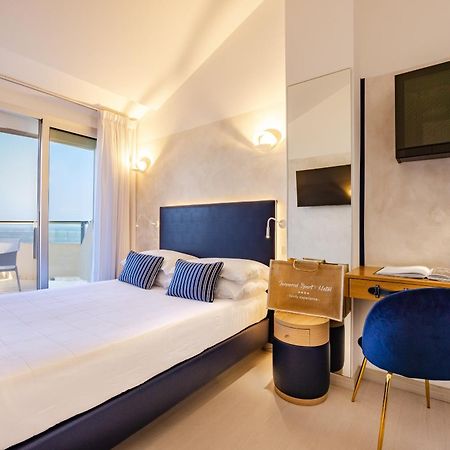 Unahotels Imperial Sport Hotel Pesaro Eksteriør billede