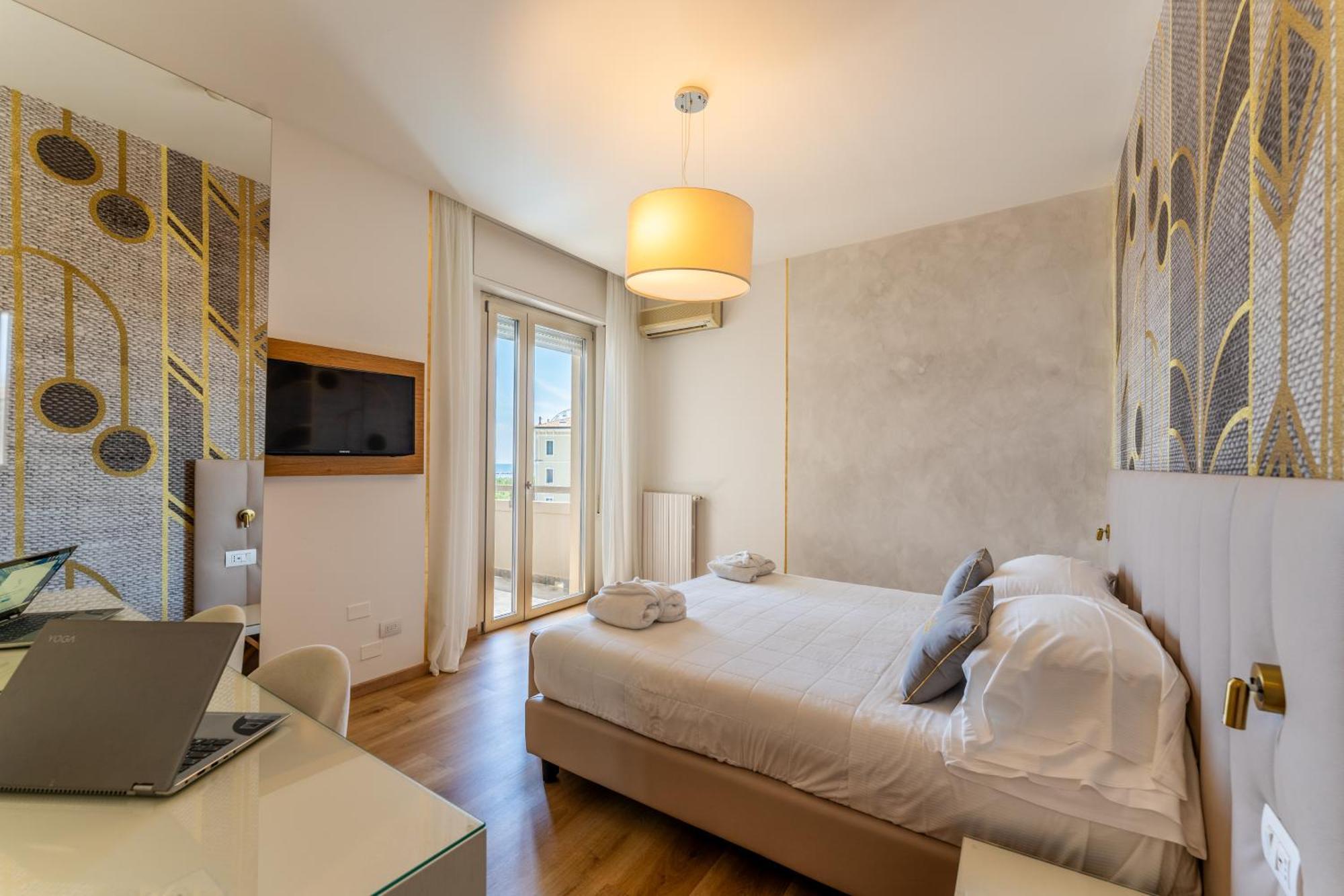 Unahotels Imperial Sport Hotel Pesaro Eksteriør billede