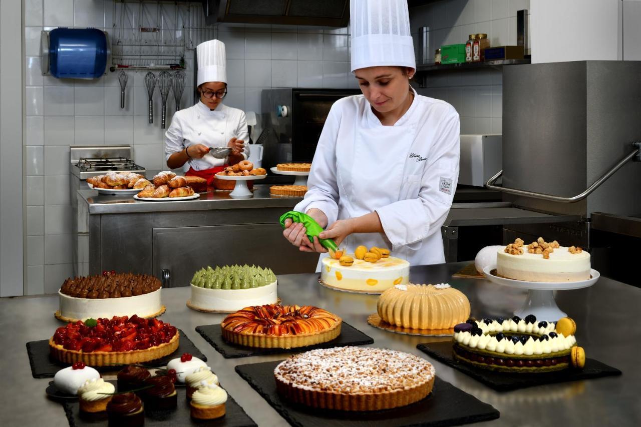 Unahotels Imperial Sport Hotel Pesaro Eksteriør billede